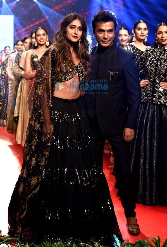 Photos: Ileana D’Cruz walks the ramp at the Bombay Times Fashion Week 2019