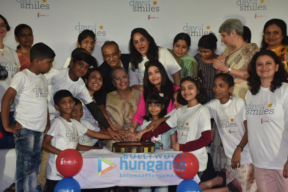 Photos: Aishwarya Rai Bachchan and her daughter Aaradhya Bachchan snapped at the SRCC Hospital event