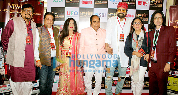 Photos: Anup Jalota, Jaspinder Narula snapped attending Moonwhite Films’ International Film Fest 2019 Photos: Anup Jalota, Jaspinder Narula snapped attending Moonwhite Films’ International Film Fest 2019