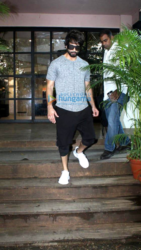 Photos: Shahid Kapoor spotted at Antigravity gym in Pali Hill