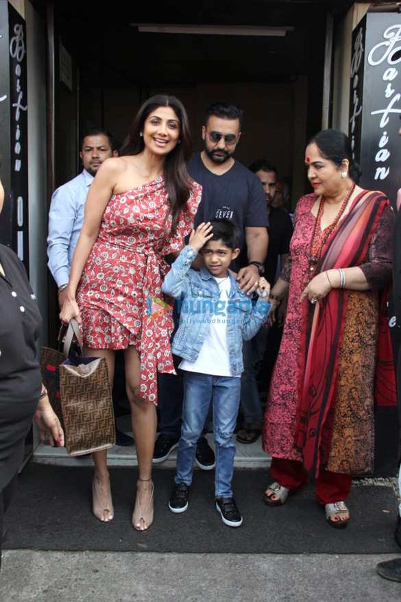 Photos: Shilpa Shetty, Raj Kundra and Rakul Preet Singh spotted at Bastian in Bandra