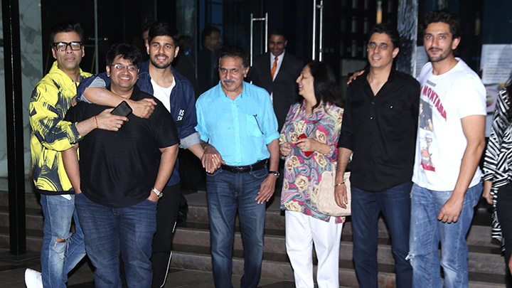 Sidharth Malhotra, Karan Johar, Aamna Sharif, Shaad Randhawa and Milap Zaveri snapped at Yauatcha, BKC