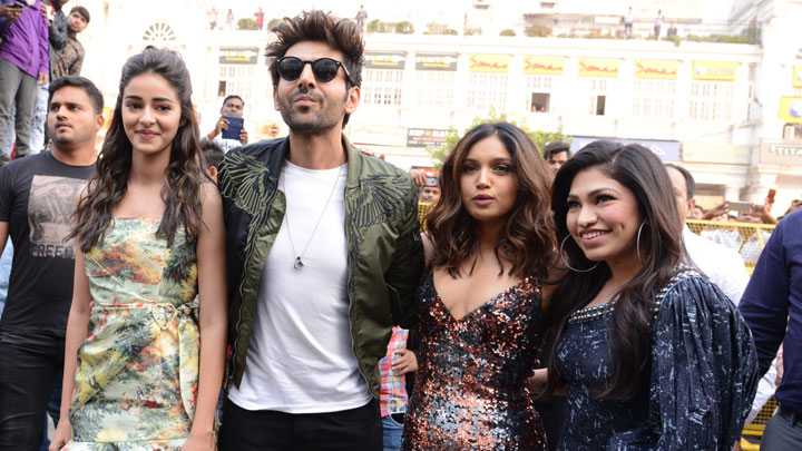 Team Pati Patni Aur Woh launches their new song Ankhiyon Se Goli Mare in Delhi Team Pati Patni Aur Woh launches their new song Ankhiyon Se Goli Mare in Delhi