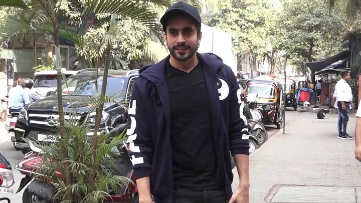Jai Mummy Di actor Sunny Singh watch Pati Patni Aur Woh