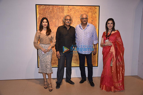 Photos: Janhvi Kapoor, Naseeruddin Shah and others attend Subhash Awchat’s Art show