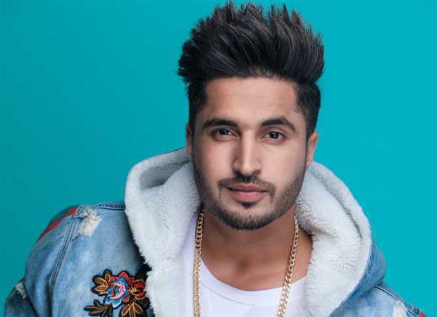 Jassie gill releases his latest track 'Ehna Chauni aa' shot on an Iphone