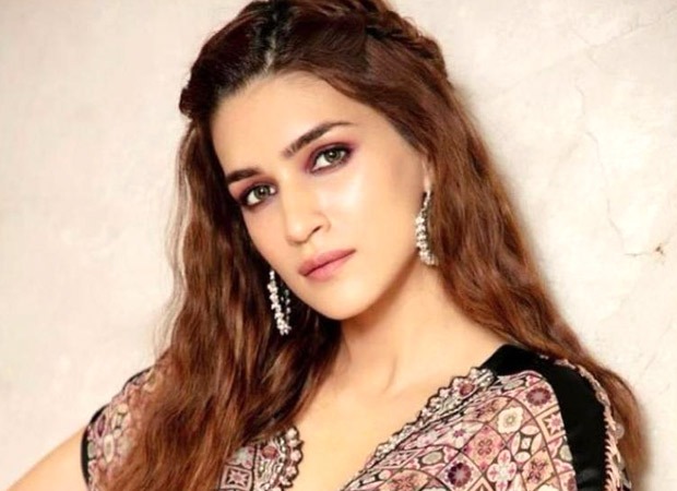 Kriti Sanon staying in shape after shedding 15 kgs to shoot lavni dance number for Mimi Kriti Sanon staying in shape after shedding 15 kgs to shoot lavni dance number for Mimi