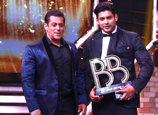 THROWBACK: When a shy Sidharth Shukla accepted an award on behalf of