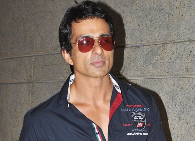 Sonu Sood reveals that he was removed from the posters of his films in his initial days (2)