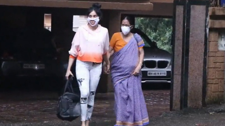 Adah Sharma spotted at Pali Hill Bandra Adah Sharma spotted at Pali Hill Bandra