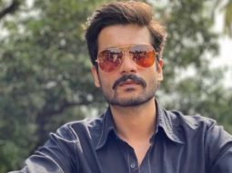 Sunny Kaushal shares a new look of his character Daddu from Hurdang Sunny Kaushal shares a new look of his character Daddu from Hurdang