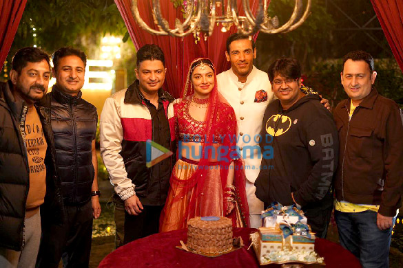 Photos: Divya Khosla Kumar celebrates her birthday on the sets of Satyameva Jayate 2 with Bhushan Kumar, John Abraham and Milap Zaveri! Photos: Divya Khosla Kumar celebrates her birthday on the sets of Satyameva Jayate 2 with Bhushan Kumar, John Abraham and Milap Zaveri!