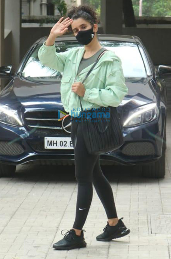 Photos: Sanya Malhotra snapped in Andheri