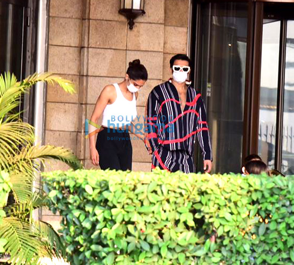 Photos: Ranveer Singh and Deepika Padukone snapped at Taj Palace, Colaba