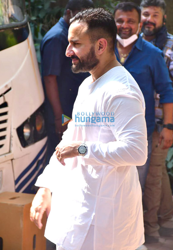 Photos: Saif Ali Khan spotted at a shoot in Bandra