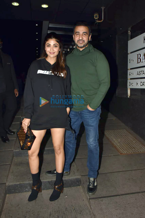 Photos: Shilpa Shetty and Raj Kundra spotted at Hakkasan in Bandra