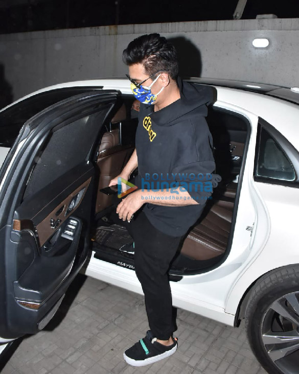 Photos: Karan Johar, Pritam Chakraborty and Shakun Batra snapped at old Dharma office in Khar