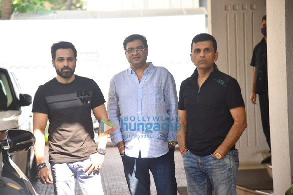 Photos: Emraan Hashmi, Rumy Jaffery and Anand Pandit snapped in Juhu