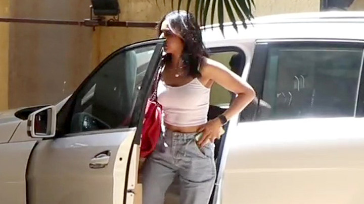 Rakul Preet spotted at Bandra Rakul Preet spotted at Bandra