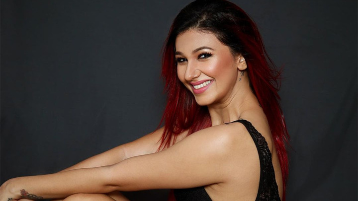 Jasleen Matharu: “A quality of Anup Jalota I’d love to see in my future husband is…”| Rapid Fire Jasleen Matharu A quality of Anup Jalota I'd love to see in my future husband is... Rapid Fire