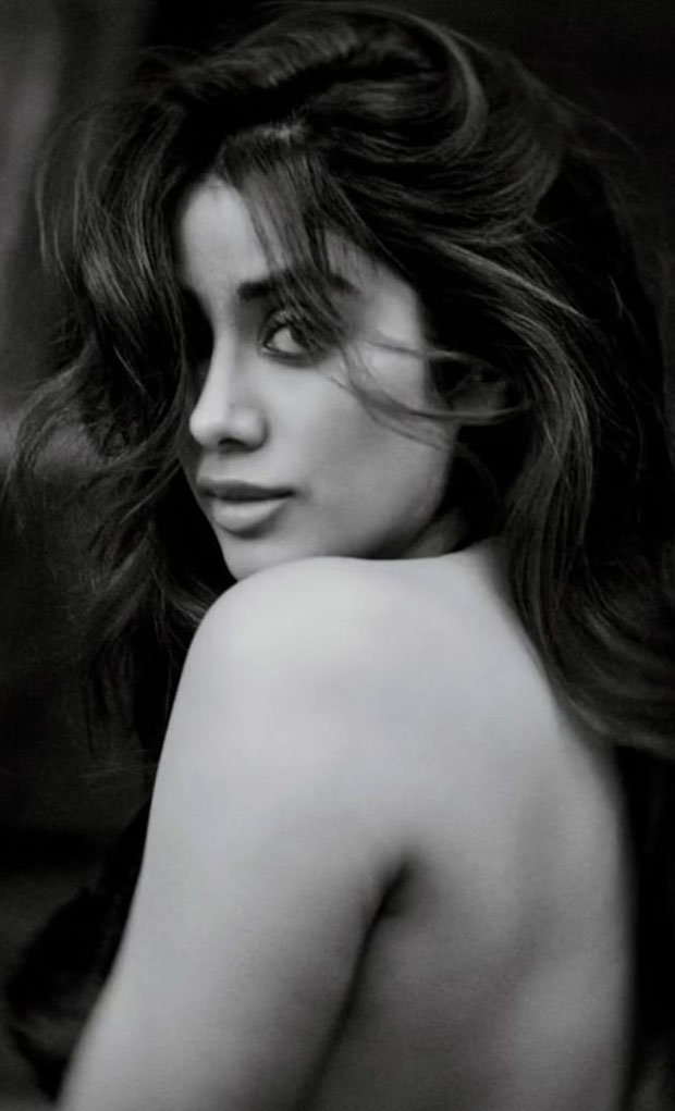 Janhvi-Kapoor-makes-everyone-swoon-over-her-as-she-post-black-and-white-picture-in-backless-outfit-3.jpg