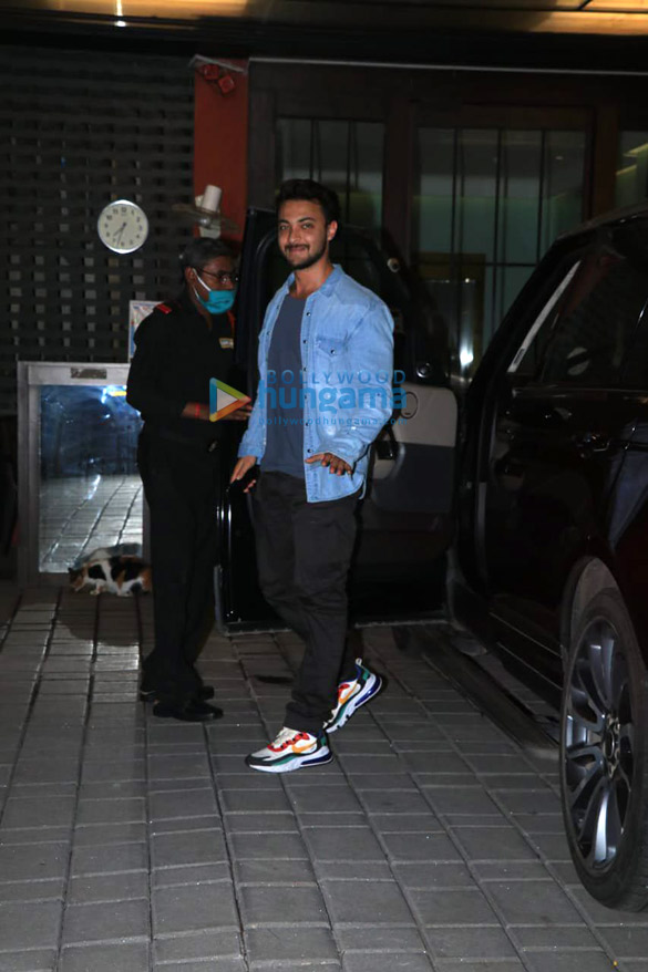 Photos: Aayush Sharma snapped in Bandra