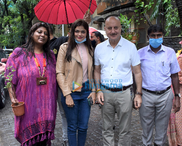 Photos: Anupam Kher snapped at BMC’s ‘Be A Tree Parent’ Mega Vriksha Campaign event