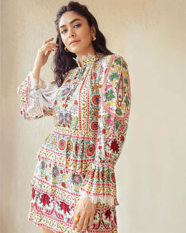 Mrunal-Thakur-stuns-in-multi-coloured-floral-printed-mini-dress-for-Toofaan-promotions-1.jpg