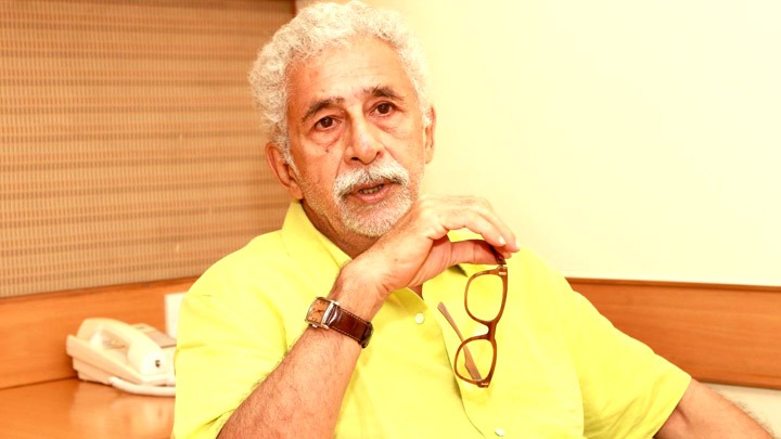 Naseeruddin Shah: “News channels are like VULTURES, they FEED on…”