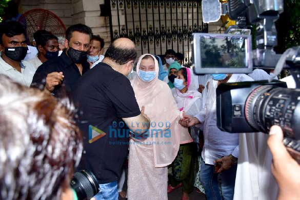 Photos: Celebs snapped at last rites of Dilip Kumar | Parties & Events - Bollywood Hungama