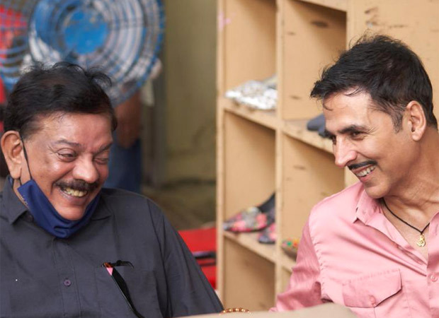 Akshay Kumar shares BTS picture with Bhool Bhulaiyaa director Priyadarshan; fans ask for Hera Pheri 3 update