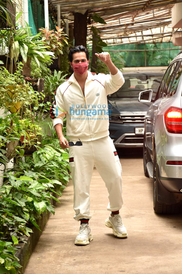 Photos: Varun Dhawan snapped at dubbing studio in Juhu