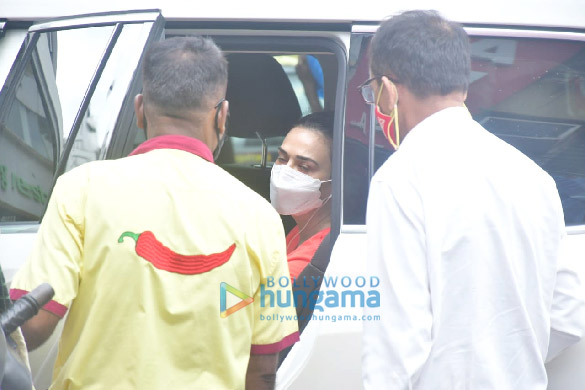 Photos: Preity Zinta spotted at Hill Road