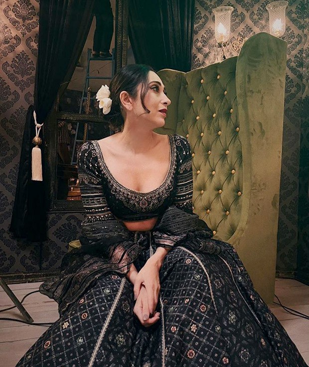 Karisma Kapoor looks like an absolute dream in a Tarun Tahiliani lehenga 3