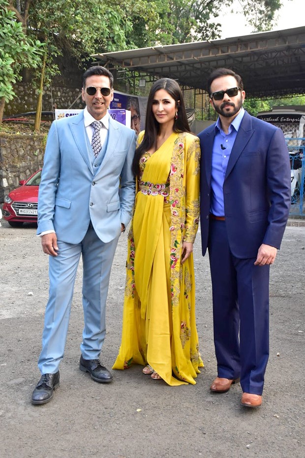 Katrina Kaif goes desi while Akshay Kumar opts for a three piece suit as they promote Sooryavanshi on KBC 3