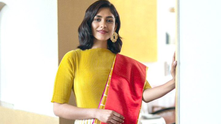 Mrunal Thakur reveals all her ‘First Times’ | First Job | First Audition | Lifestyle Mrunal Thakur reveals all her ‘First Times’ | First Job | First Audition | Lifestyle