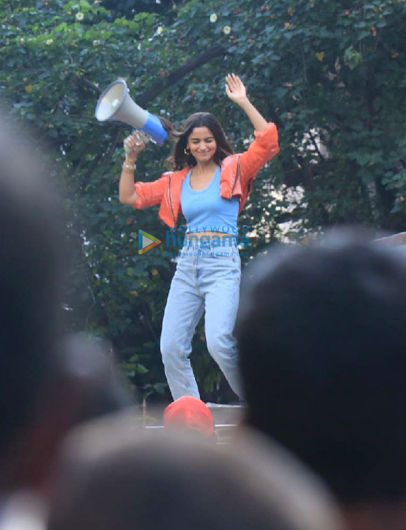 Photos: Alia Bhatt snapped on location of an ad shoot