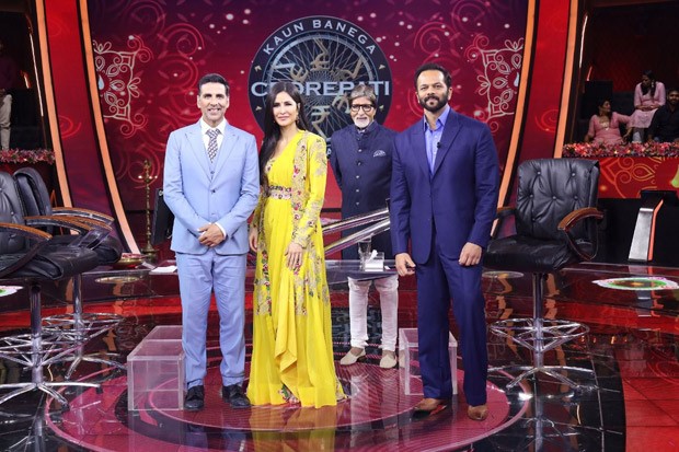Kaun Banega Crorepati 13: Amitabh Bachchan and Katrina Kaif dance to Tip Tip Barsa Paani, Akshay Kumar surprises Big B : Bollywood News - Vimarsana News