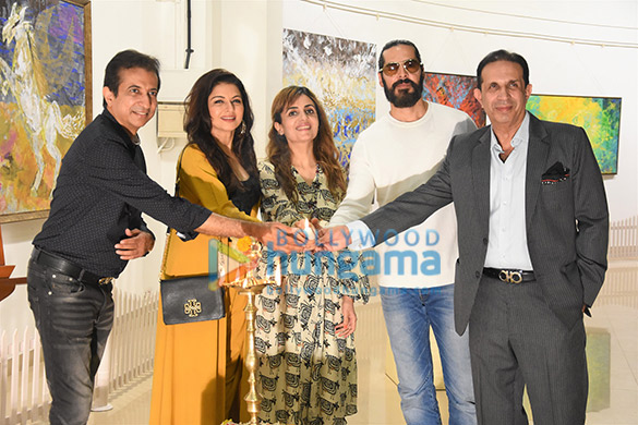 Photos: Bhagyashree and Dino Morea inaugurate Anita Goel’s show ‘Udaan’