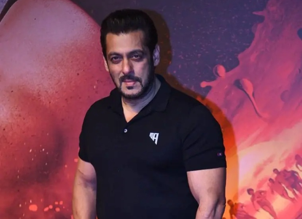 Salman Khan urges fans to not burst crackers inside theatres after seeing viral videos during Antim - The Final Truth screenings 