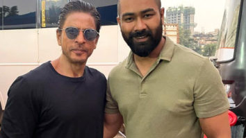 Shah Rukh Khan poses in a black T-shirt in latest picture from the sets of a film