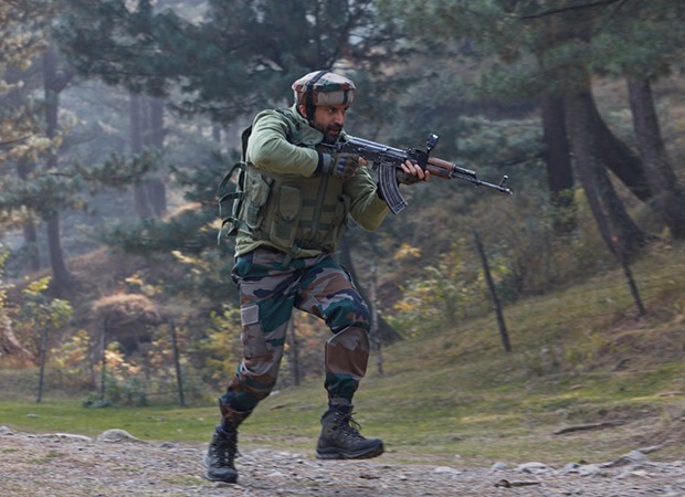 Mission Frontline Farahan Akhtar gets first-hand experience in operating weapons and neutralising terrorists as he spends a day with 3 Rashtriya Rifles battalion