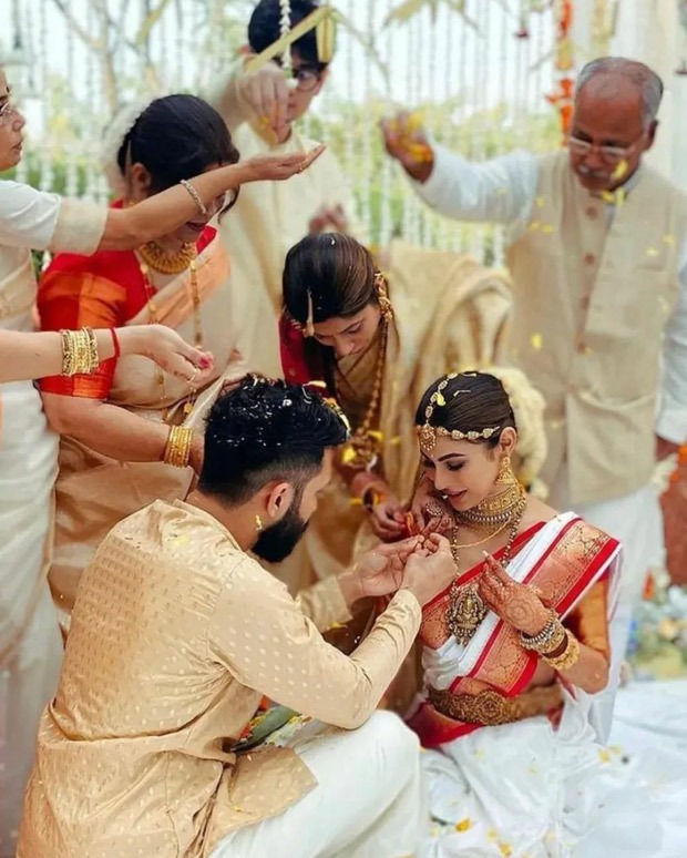 Mouni Roy-Suraj Nambiar Wedding: Bride and groom tie the knot in Malayali ceremony, first photos out 