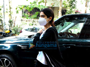 Photos: Khushi Kapoor spotted at the gym in Bandra