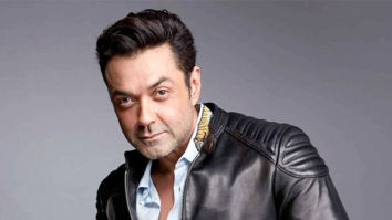 Amid Russia-Ukraine war, Bobby Deol deceiving the Russian army in Players goes viral; netizens say “Ukraine should approach Bobby”
