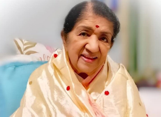 Lata Mangeshkar through the Millennium: Remembering the legend through the years : Bollywood News - Vimarsana News