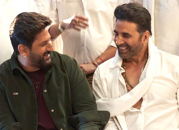 EXCLUSIVE: Arshad Warsi reveals the things he wants to steal from Bachchhan Paandey co-star Akshay Kumar, watch