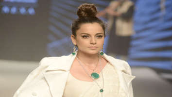 Photos: Kangana Ranaut turns showstopper for Khadi India at Lakme Fashion Week 2022