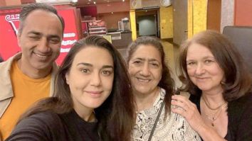 Preity Zinta praises Vivek Agnihotri’s The Kashmir Files as she watches with the family; calls it a’powerful film’