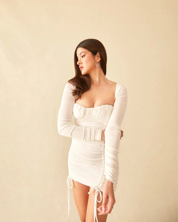 Shanaya Kapoor is a sight to behold in white in corset-style ruched white mini bodycon dress worth Rs. 6,100